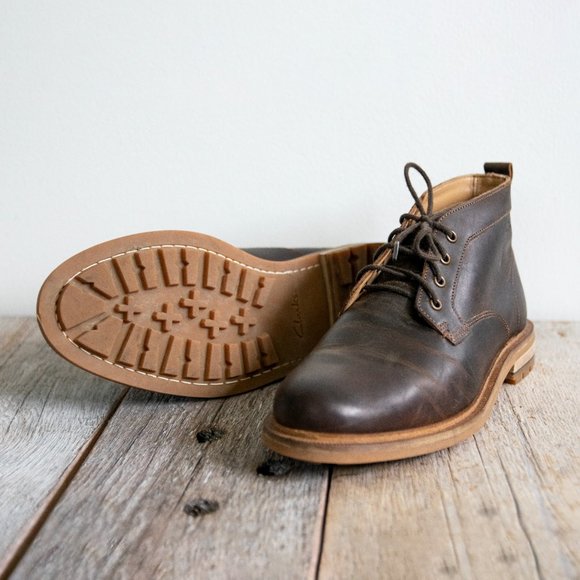Men's Clarks mid lace-up leather shoe/boot in beeswax brown size US7 - Picture 1 of 7